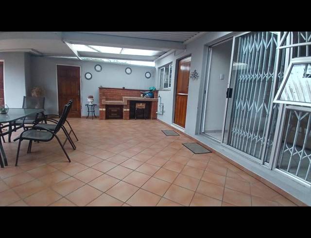 OFFICE PROPERTY TO RENT IN ASHLEY